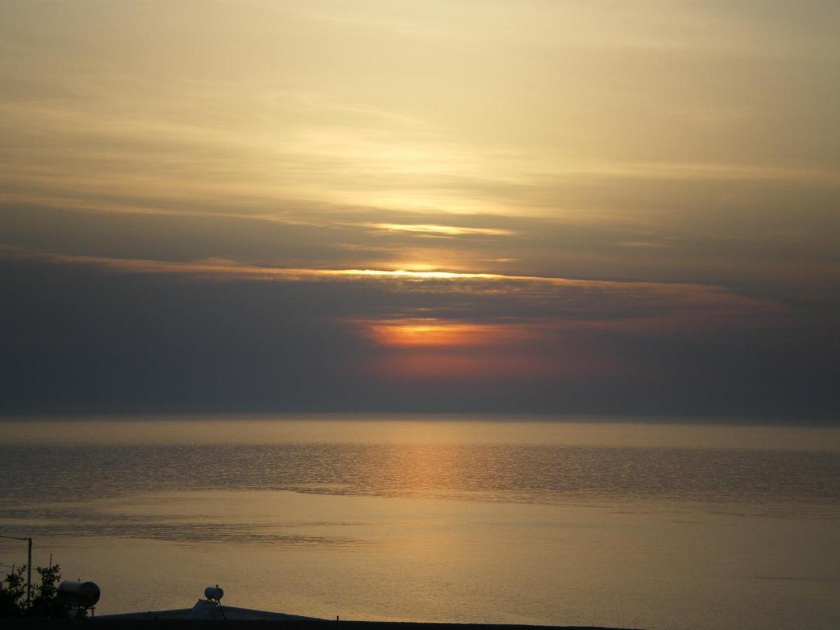 Sunset Apartment II Szkála Kültér fotó